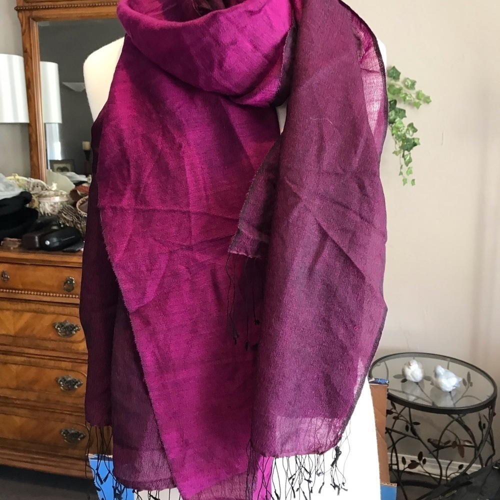 Fringed scarf
